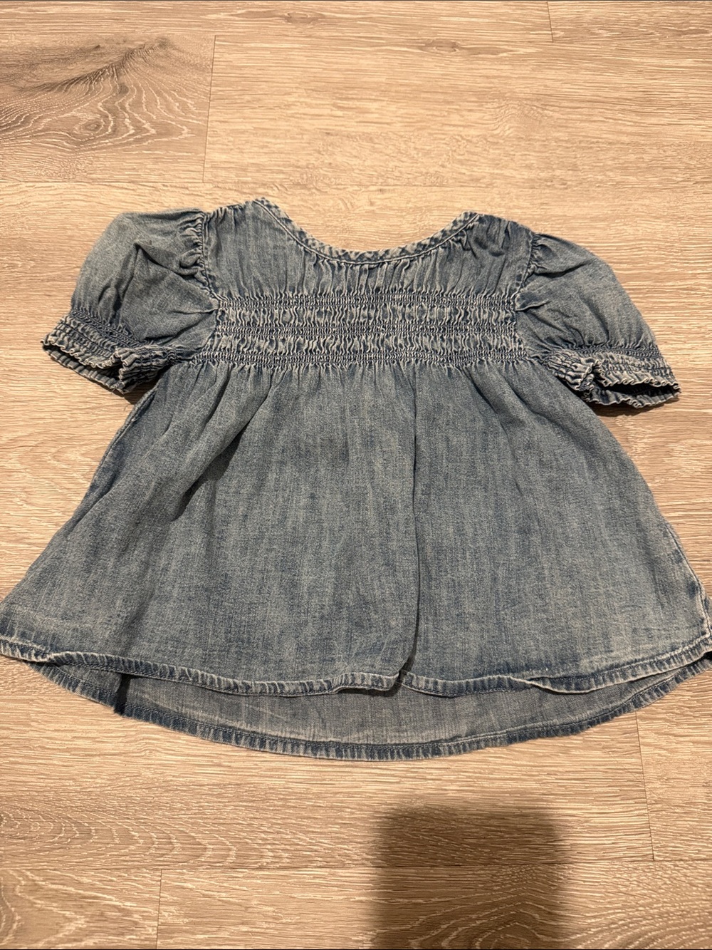 Gap Jean top